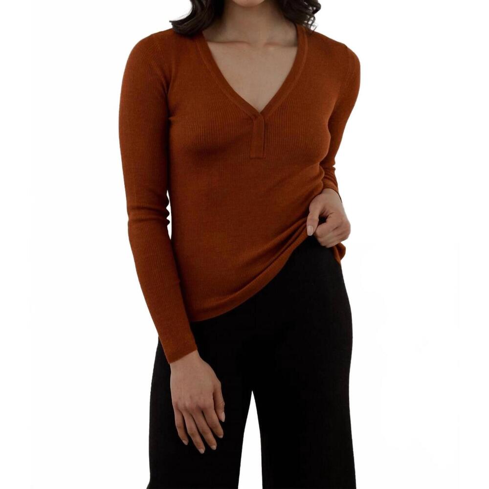 NEW SSKEIN v-neck henley pullover in rust